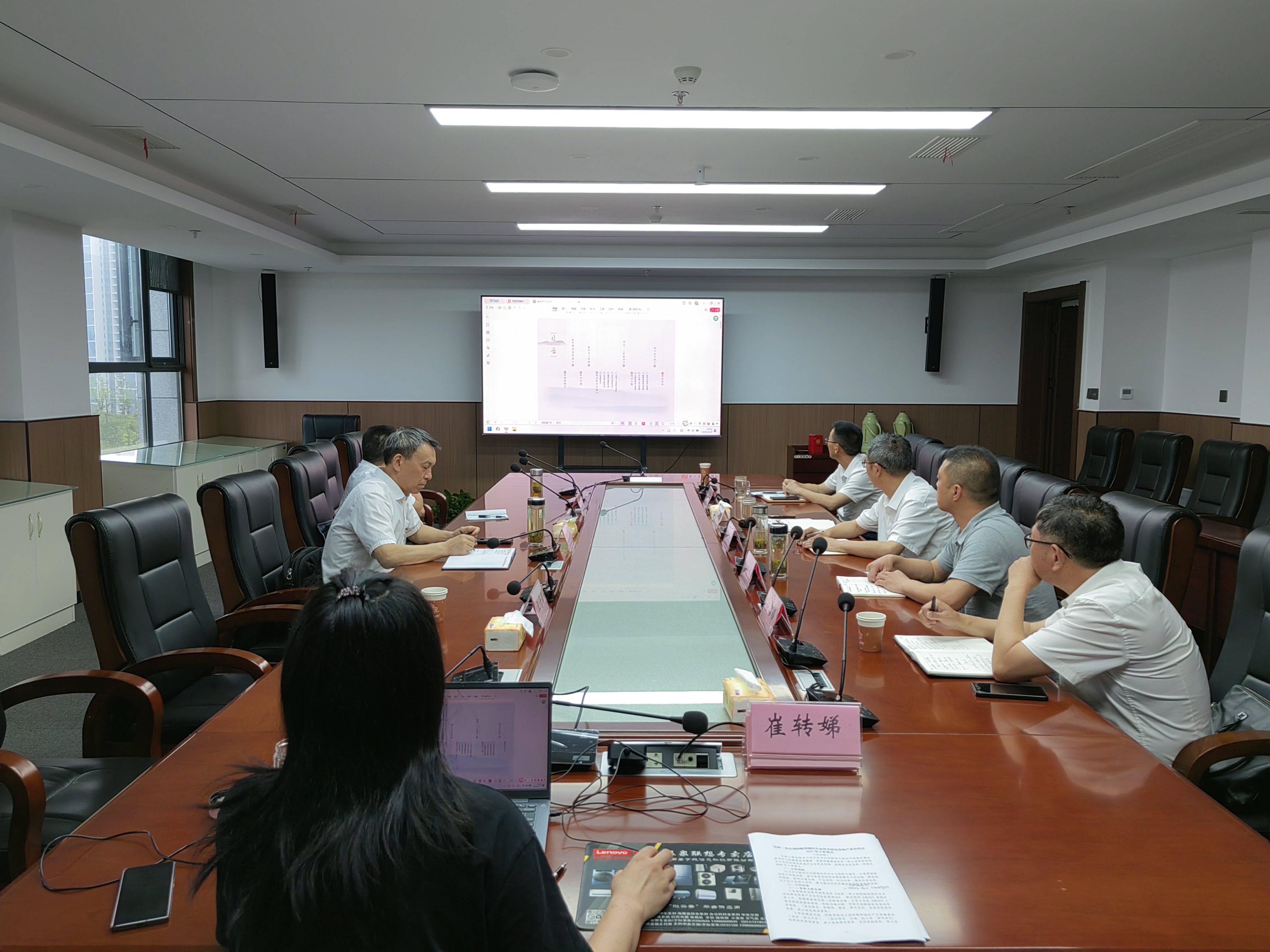 童宏葵到岳西县委党校调研