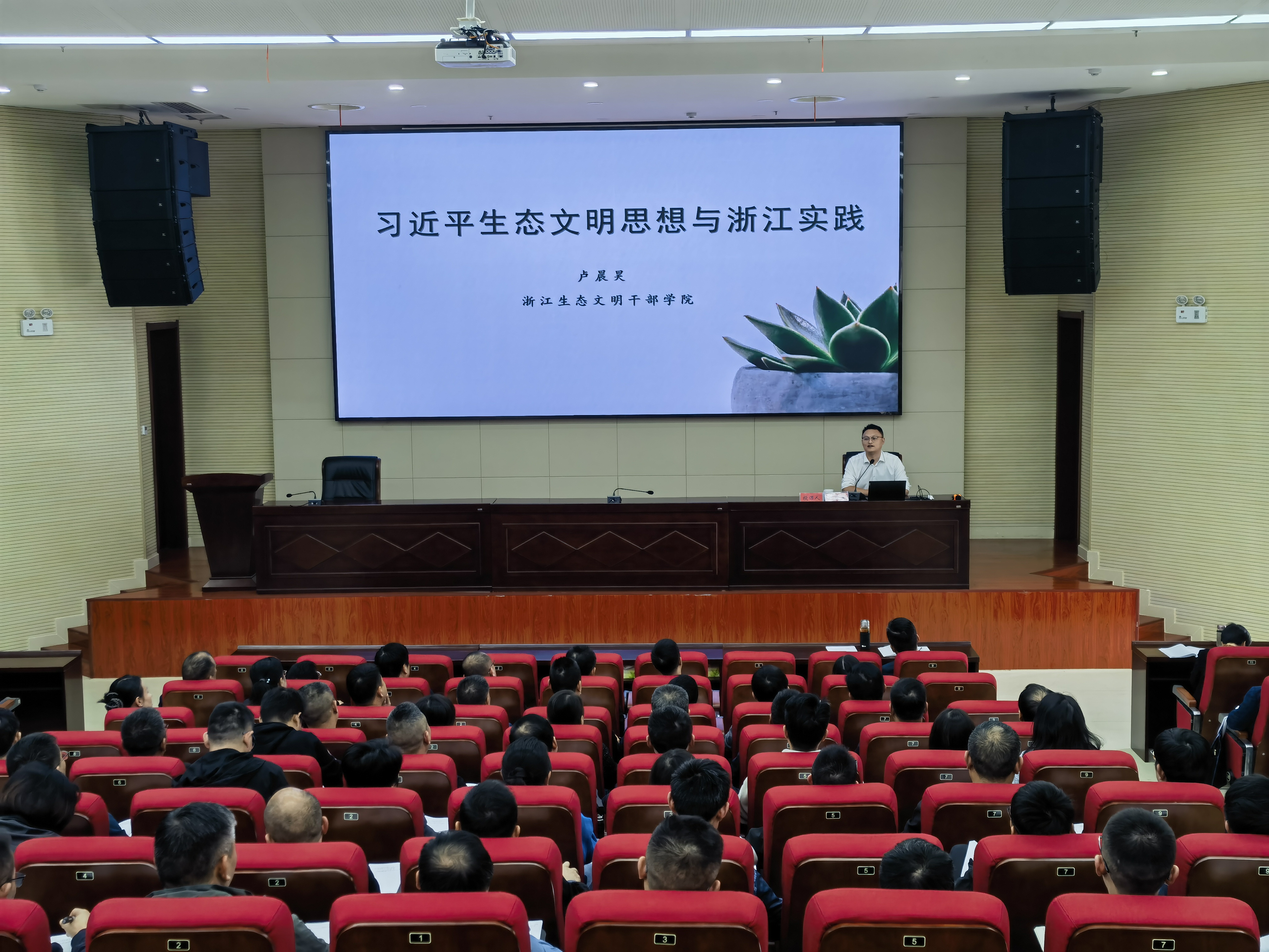 3d27d0f74d658572a35351e52fb13c13