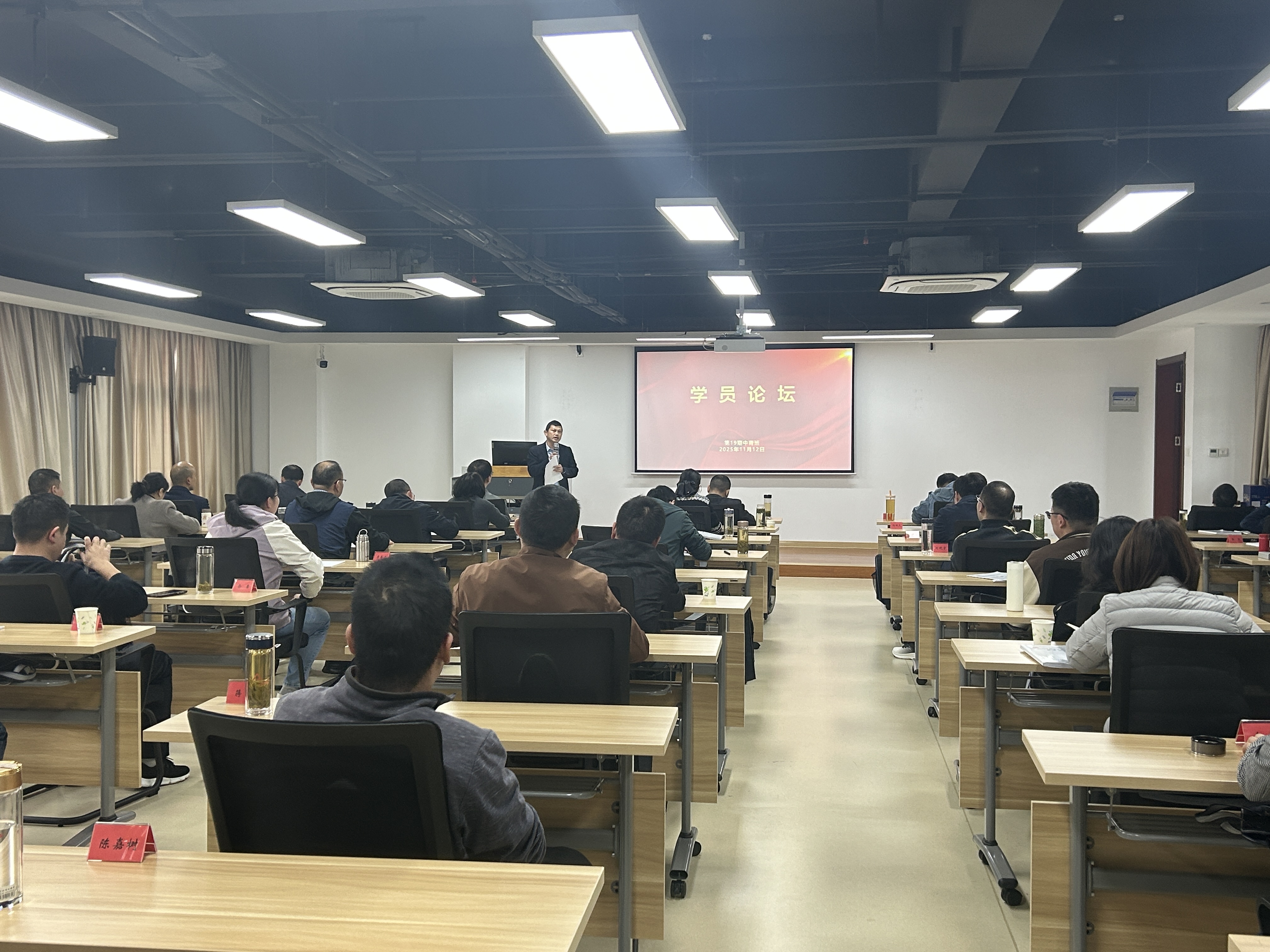 0ccbc143362cc7d8e993cd6fd4e054c4 0ccbc143362cc7d8e993cd6fd4e054c4