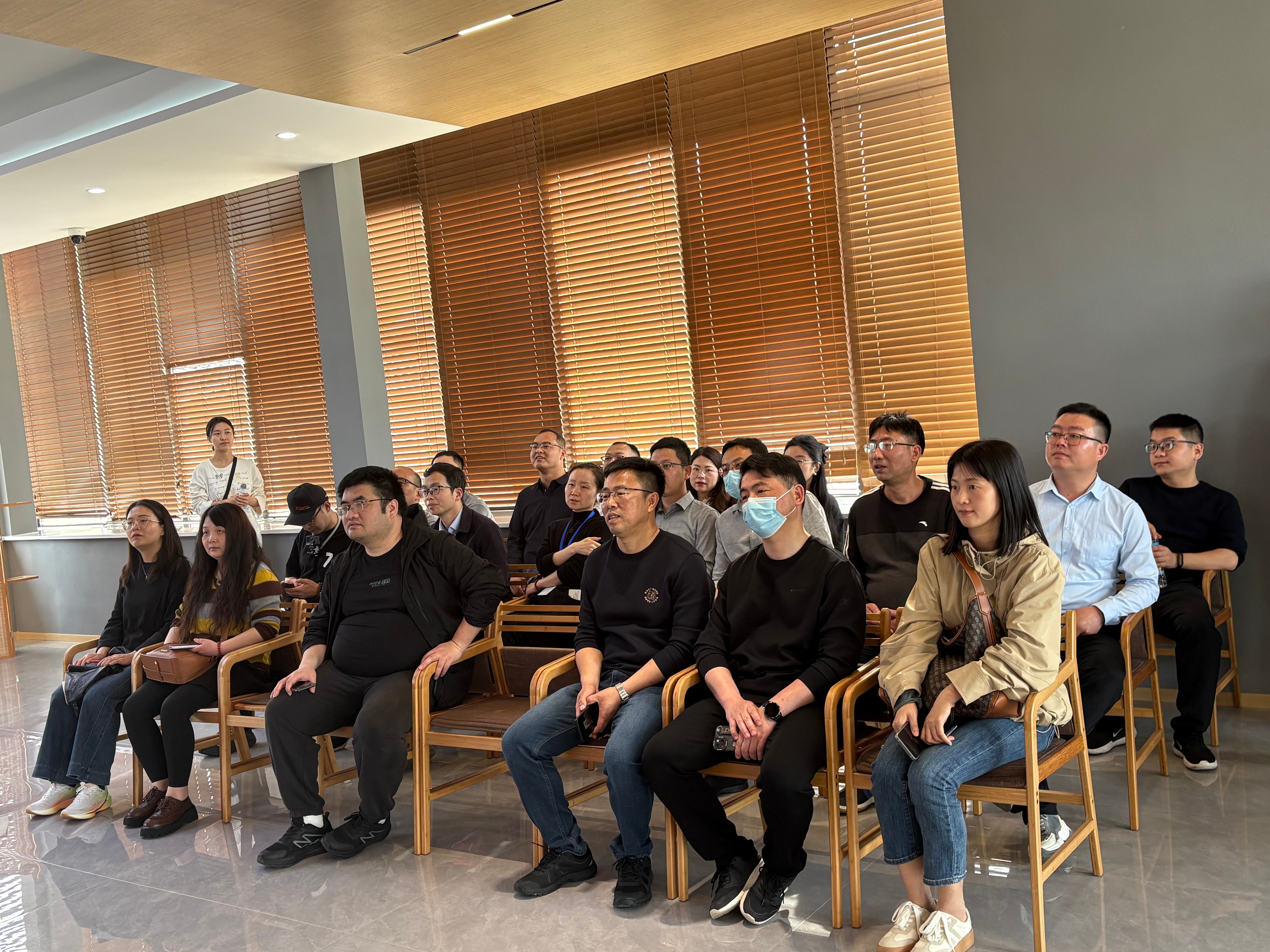 d6e5a4423bf3c1a32267c1c2e557278f