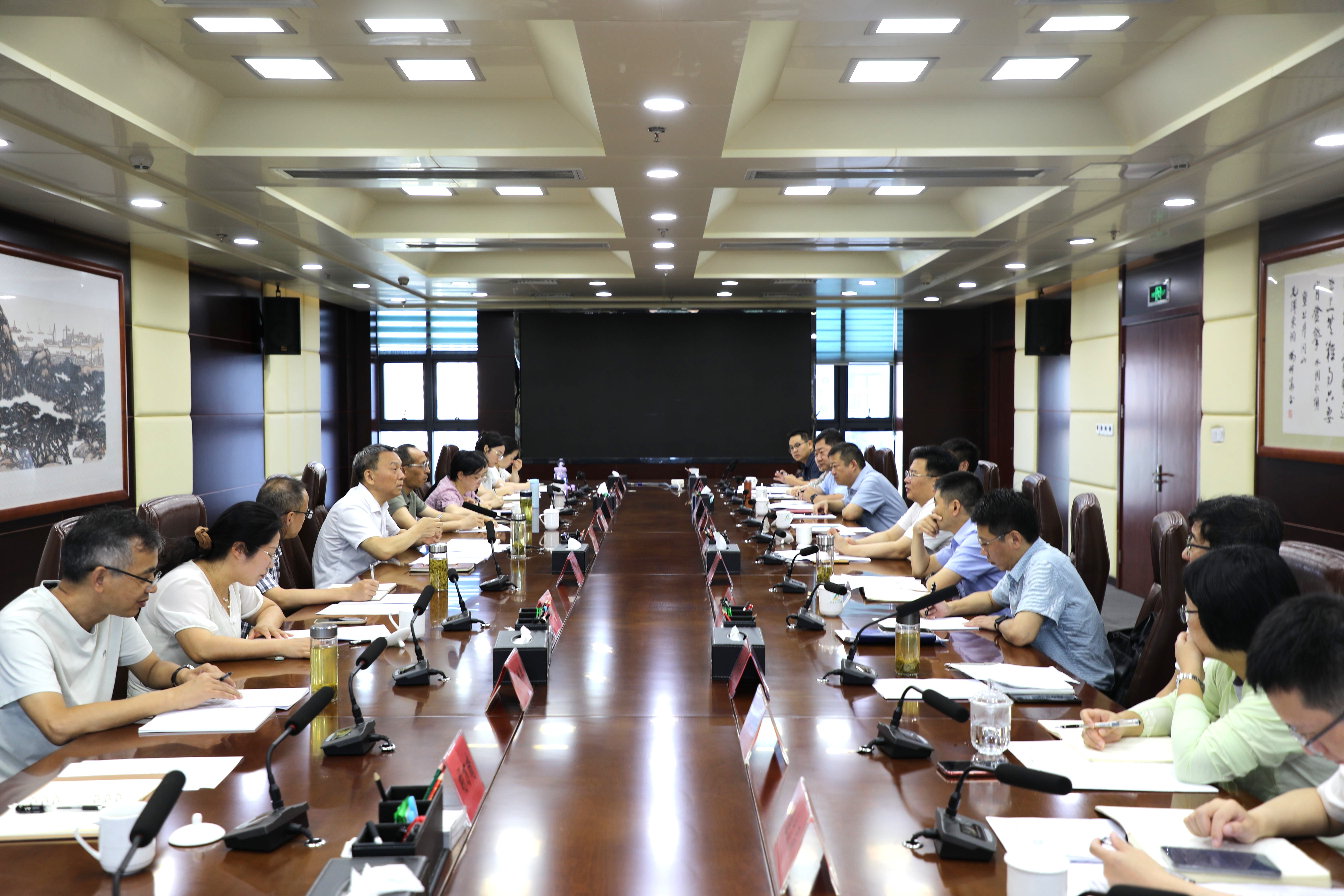 市委党校赴市经开区开展汽车及零部件产业高质量发展调研